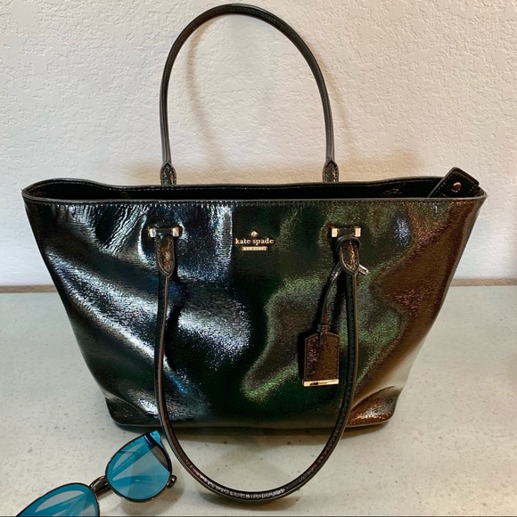Kate Sade Patent Leather Tote with Zipper - Picture 7 of 7